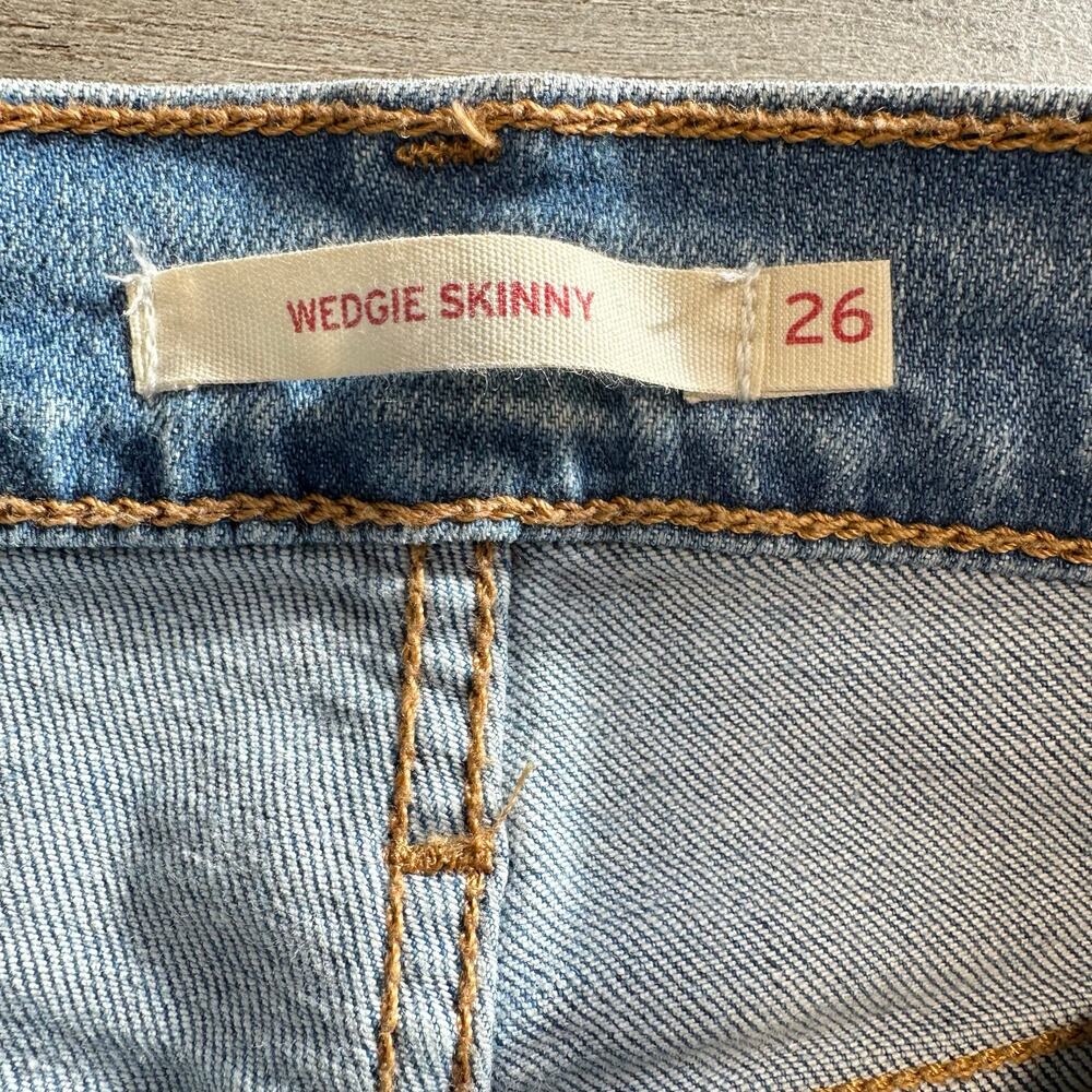 Levi's Wedgie Fit Skinny Jeans Size 26 - Picture 8 of 15